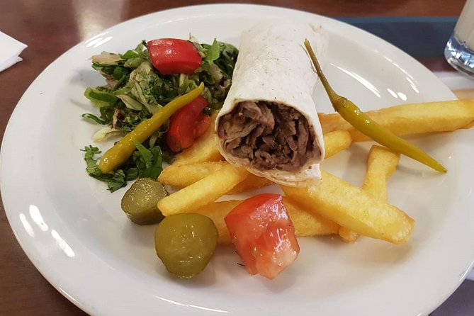 Istanbul Kadikoy Private Food Tour with 12+ Local Tastings - What the food selection tells you