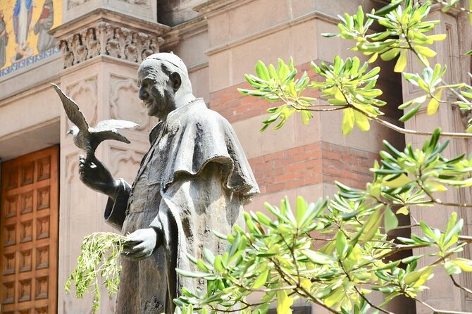 Istanbul Modern City Walking: Taksim to Galata With Secret Passages - Beyoğlu and the old cosmopolitan quarter