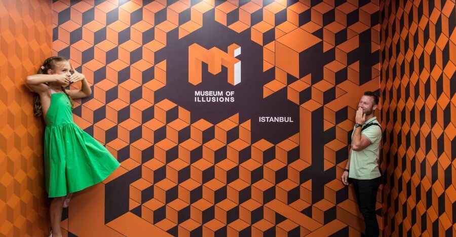 Istanbul: Museum of Illusions Ticket - More than 60 illusions to test your senses