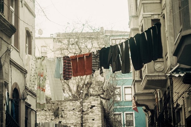 Istanbul Off the Beaten Path Tour with Guide, Lunch and Transfers - Istanbul University and the Old Book Market