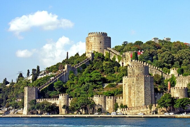 Istanbul Old City And Sunset Bosphorus Cruise Tour - Balat and Fener: colorful streets with limited time