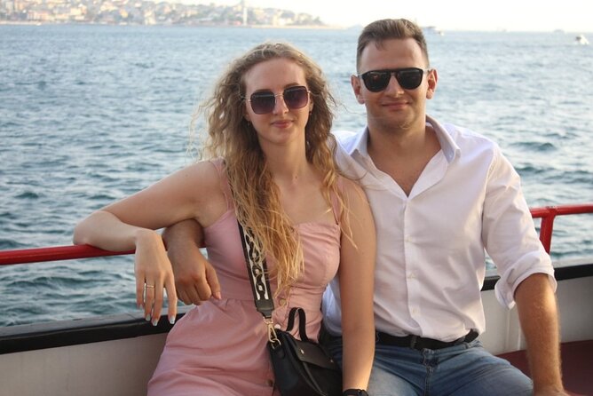 Istanbul Old City And Sunset Bosphorus Cruise Tour - Turkish lunch in Sultanahmet