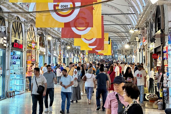 Istanbul Old City: Basilica Cistern - Blue Mosque - Grand Bazaar - Small groups make the history easier to follow