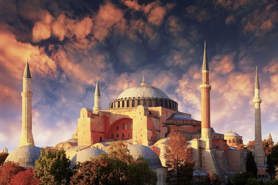 Istanbul: Old City Full-Day Tour with Lunch and Hotel Pickup - What this Istanbul day tour is really trying to do