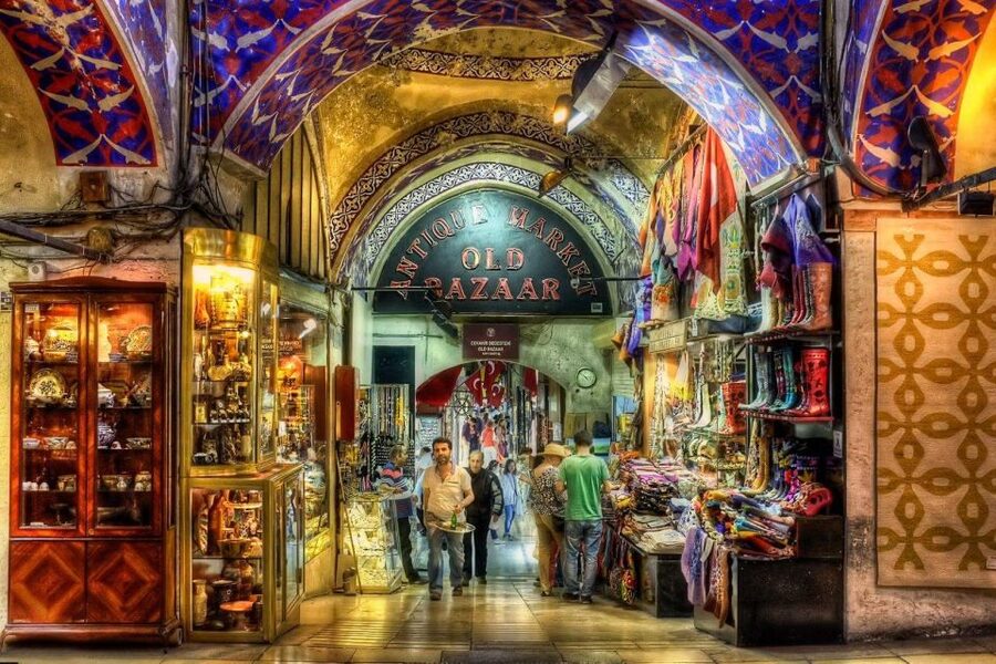 Istanbul: Old City Full-Day Tour with Lunch and Hotel Pickup - Walking, transport, and the pace of the day