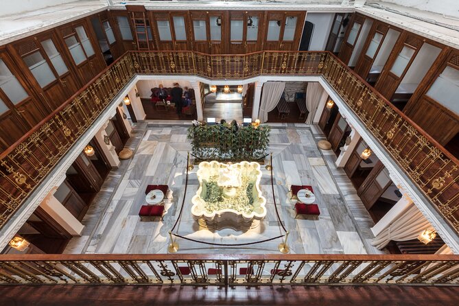 Istanbul Old City: Ottoman Hamam Experience with Foam Massage - Hot room and the marble gobektasi
