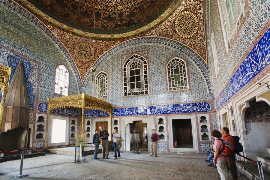 Istanbul Old City to Grand Bazaar Tour - What the pickup and transport add