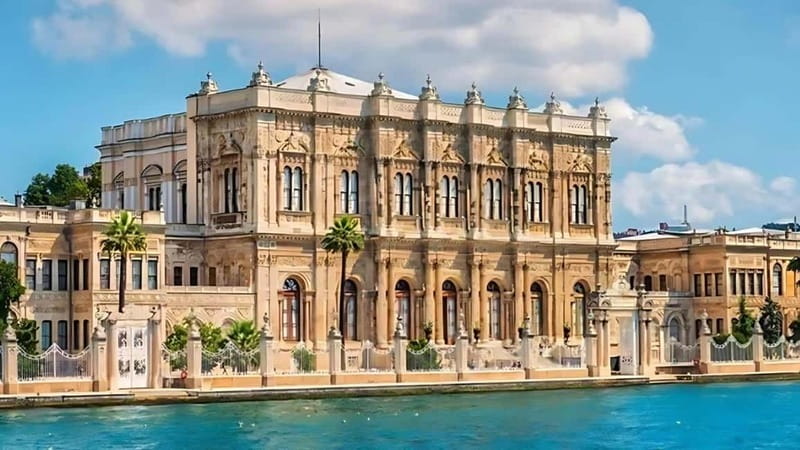 Istanbul: Old City Walking Tour - Small Group - Two hours inside Topkapi Palace
