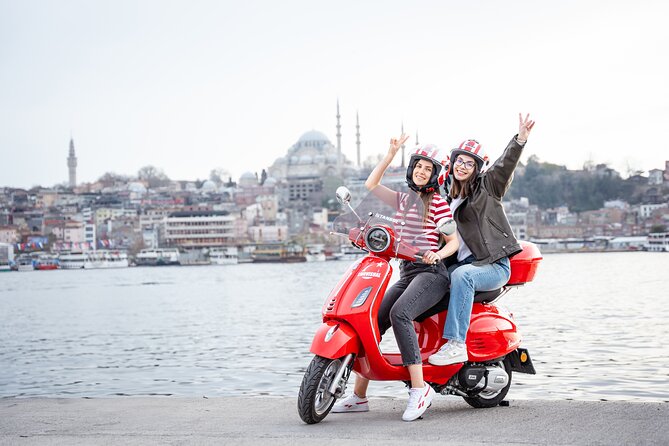 Istanbul Old Town Photoshoot - Three Istanbul views in 45 minutes