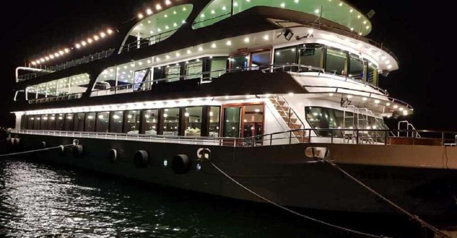 Istanbul: Pasha Istanbul Dinner Cruise - Pickup from central European-side hotels