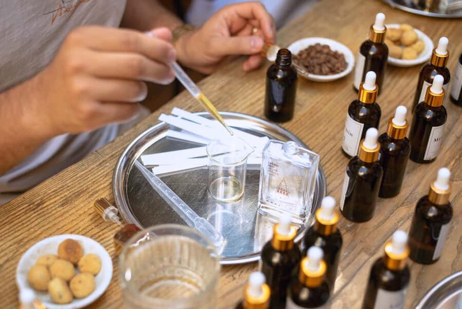 Istanbul: Perfume Making Workshop with Snacks and Drinks - Who will enjoy this workshop most?