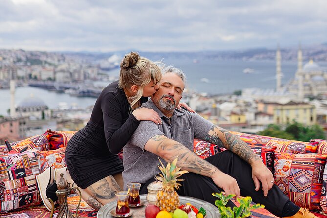 Istanbul Photoshoot at Top Spots - Posing, outfit changes, and the finished photos