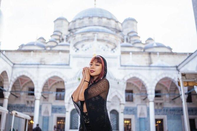 Istanbul Photoshoot tour with Local Photographer - What this Istanbul photo walk is really like
