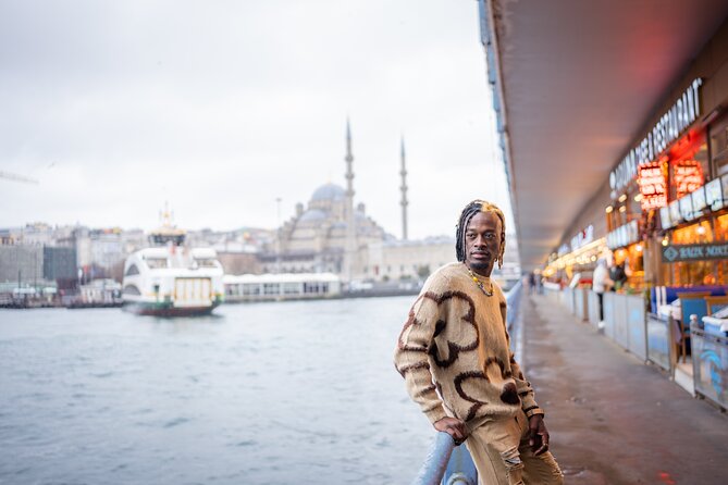 Istanbul Photoshoot tour with Local Photographer - Galata Bridge and wide Istanbul views