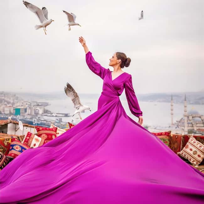 Istanbul: Photoshoot with Professional Photographer - Sultanahmet, Galat Bridge, and Karakoy