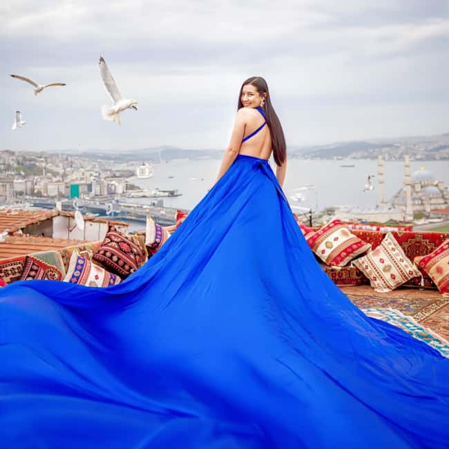 Istanbul: Photoshoot with Professional Photographer - Balat’s colorful streets and changing backdrops