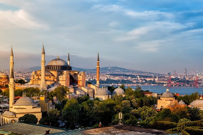 İstanbul Private Arrival Transfer - The European-side restriction matters