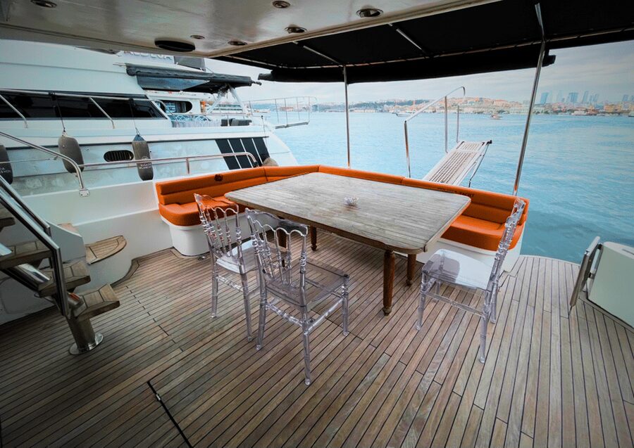 Istanbul: Private Bosphorus Cruise on Luxury Yacht - Galata Bridge, Galata Tower, and the Golden Horn