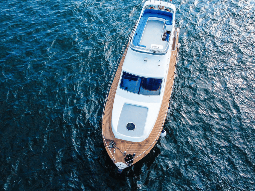 Istanbul: Private Bosphorus Tour On Luxury Yacht - Dolmabahçe, Çırağan, and Ortaköy
