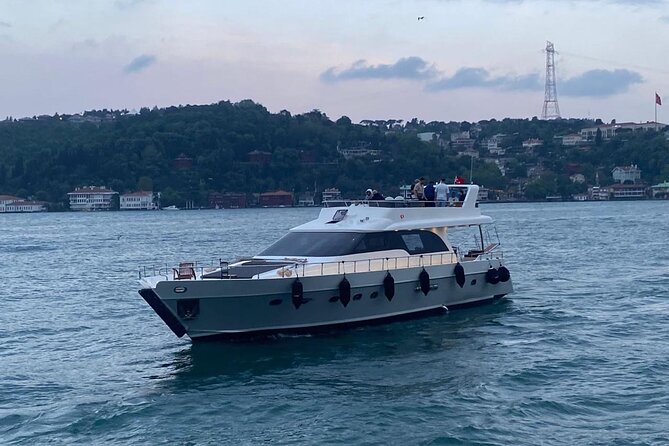 Istanbul: Private Bosphorus Tour On Luxury Yatch - The Bosphorus Bridge and the meeting of two continents