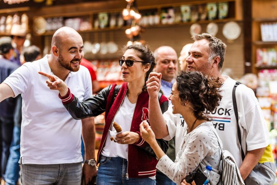 Istanbul: Private Custom Tour with a Local – Icons & Gems - Grand Bazaar routes and the art of looking around