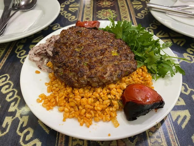 Istanbul: Private Food and City Tour with a Local Host - Key points before you book