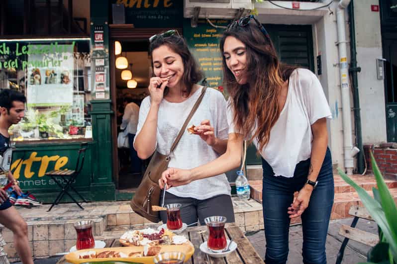 Istanbul: Private Guided Food Tour with 10 Tastings - Is $117 good value for three hours?