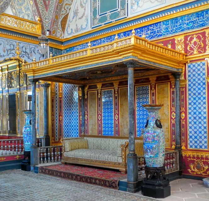 Istanbul: Private Guided Tour - Walking, transport, and the true cost