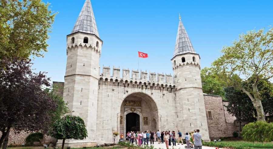 Istanbul: Private Guided Walking Tour - Hagia Sophia, where the city’s eras meet