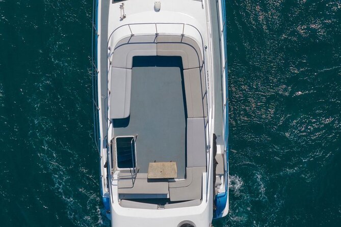 Istanbul Private Luxury Yacht on Bosphorus 14 mt 46feet - A private cruise from Balat to the Bosphorus