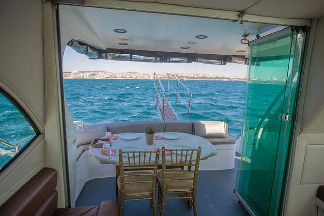 Istanbul Private Luxury Yacht on Bosphorus 14 mt 46feet - Comfort, food, and service on board