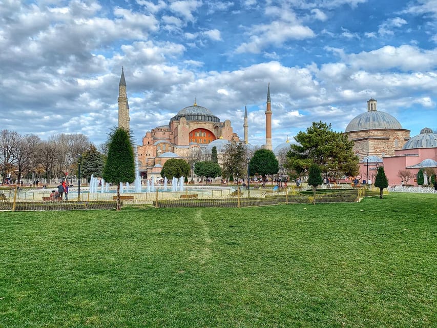 Istanbul: Private Old City Tour with Bosphorus Cruise - Why a private guide changes the day