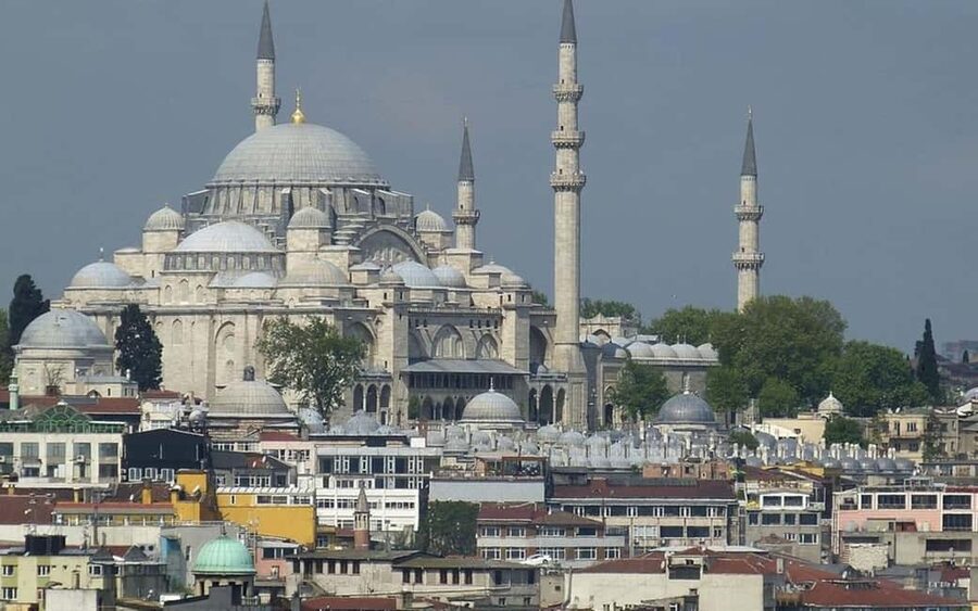 Istanbul: Private Sightseeing 2, 4 or 8 hours with a Local - Key points to know