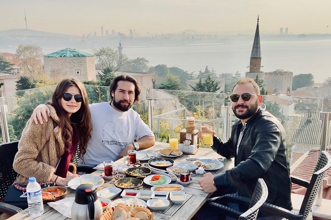 Istanbul Private Tour with Official Licensed Guide – Fast Entry - Grand Bazaar, shopping with a guide’s help