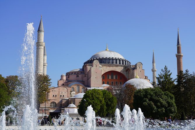 Istanbul private tour with skip line tickets included - Hagia Sophia, where eras meet