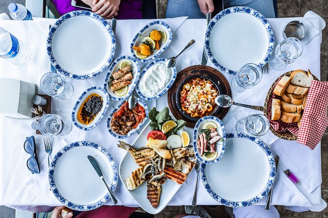 Istanbul Private Walking Tour: Highlights & Gems with a Local - What this Istanbul walk actually offers