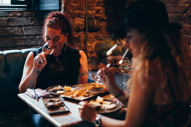 Istanbul Private Wine Tasting Tour Through 3 City Wineries - What the Private Format Changes