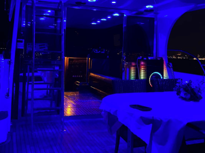 Istanbul: Private Yacht Organization on Bosphorus (14 Meter) - Price, capacity, and event value