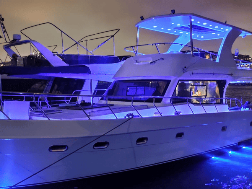 Istanbul: Private Yacht Organization on Bosphorus (14 Meter) - Who should book this yacht?