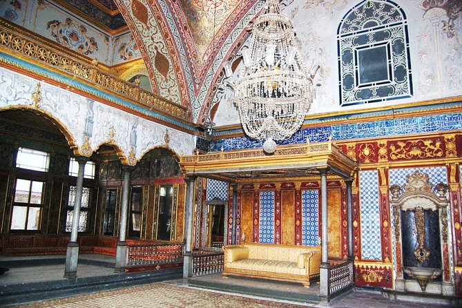 Istanbul Shore Excursion: 1 or 2-Day Private Guided Tour with Private Van - Day two at Dolmabahce Palace