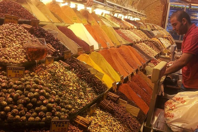 Istanbul Shore Excursion: Small-Group Bosphorus Cruise and Istanbul Egyptian Bazaar - A compact way to see Istanbul from land and water