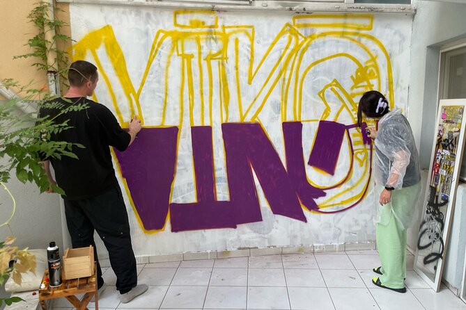 Istanbul Street Art Experience with Local Artists at Home Garden - Finding Your Graffiti Name