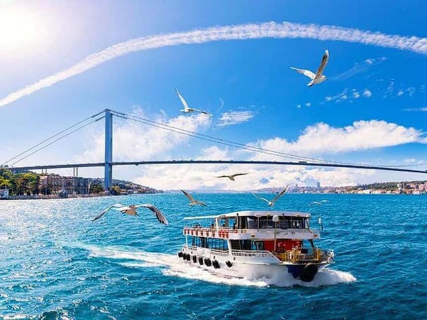 Istanbul: Sunset Bosphorus Yacht Cruise with A break on Asia - Tea, snacks, and the $17 value