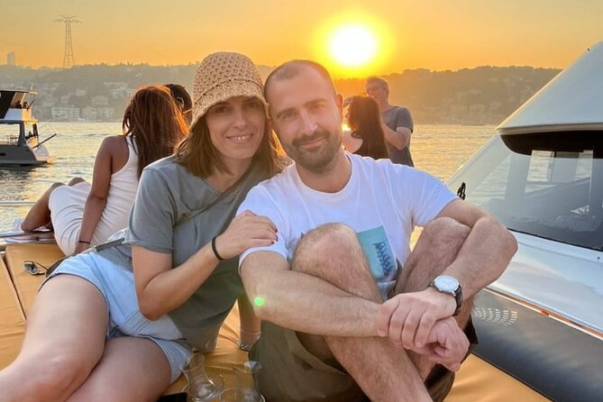 Istanbul Sunset Cruise on Luxury Yacht - Guided Group Cruise - Why the Bosphorus is Istanbul’s best evening view