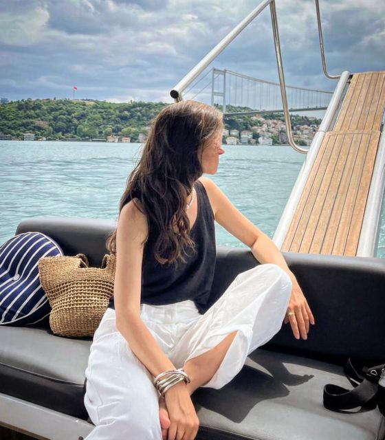 Istanbul: Sunset or Day Small-Group Yacht Cruise with Snacks - Maiden’s Tower and the return toward the Golden Horn