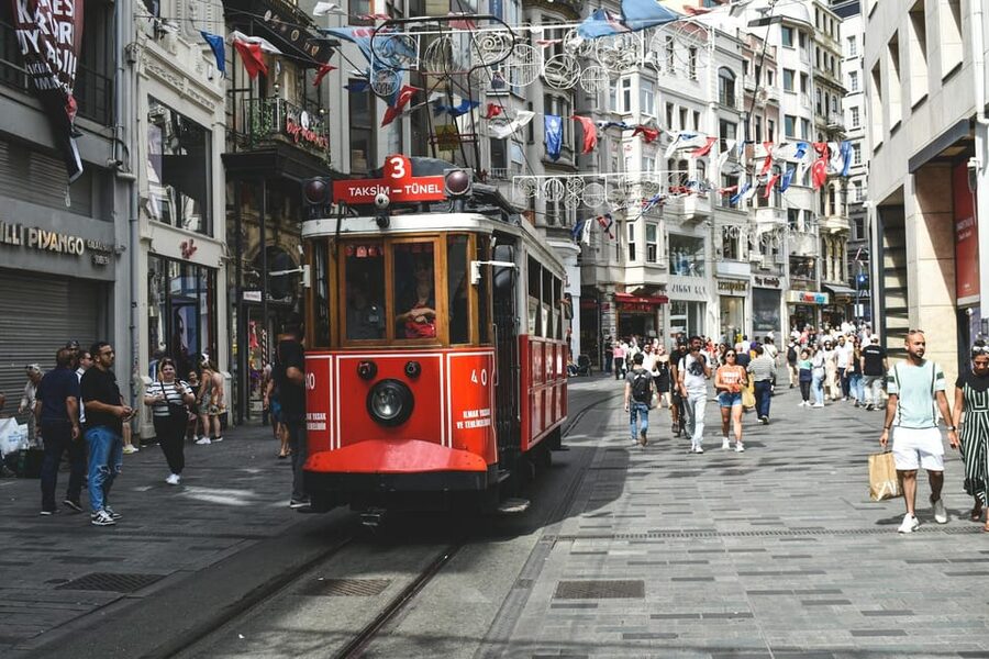 Istanbul: Taksim District Half-Day Walking Tour - St. Anthony of Padua and Istanbul’s Italian connection
