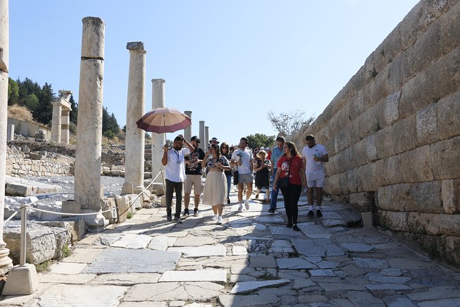 Istanbul to Ephesus Full Day Guided Tour, Flight and Lunch incl. - Lunch and the day’s local stops