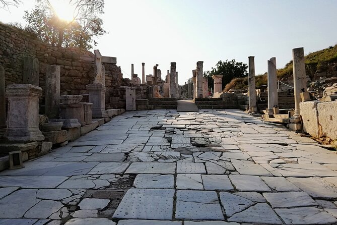 Istanbul to Ephesus Full Day Private Tour with Domestic Flights - The Temple of Artemis and a short visit to the past