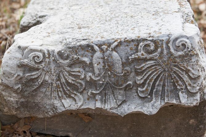 Istanbul to Truva Troy Guided Day Tour with Lunch and Transfers - Walking through Troy’s nine archaeological layers