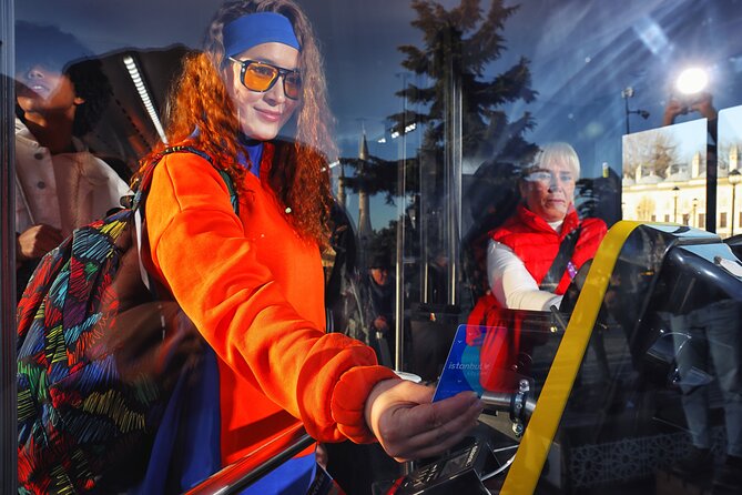 Istanbul Top Attractions sightseeing Hop-on Hop-Off Bus - Starting at Sultanahmet among Istanbul’s great monuments